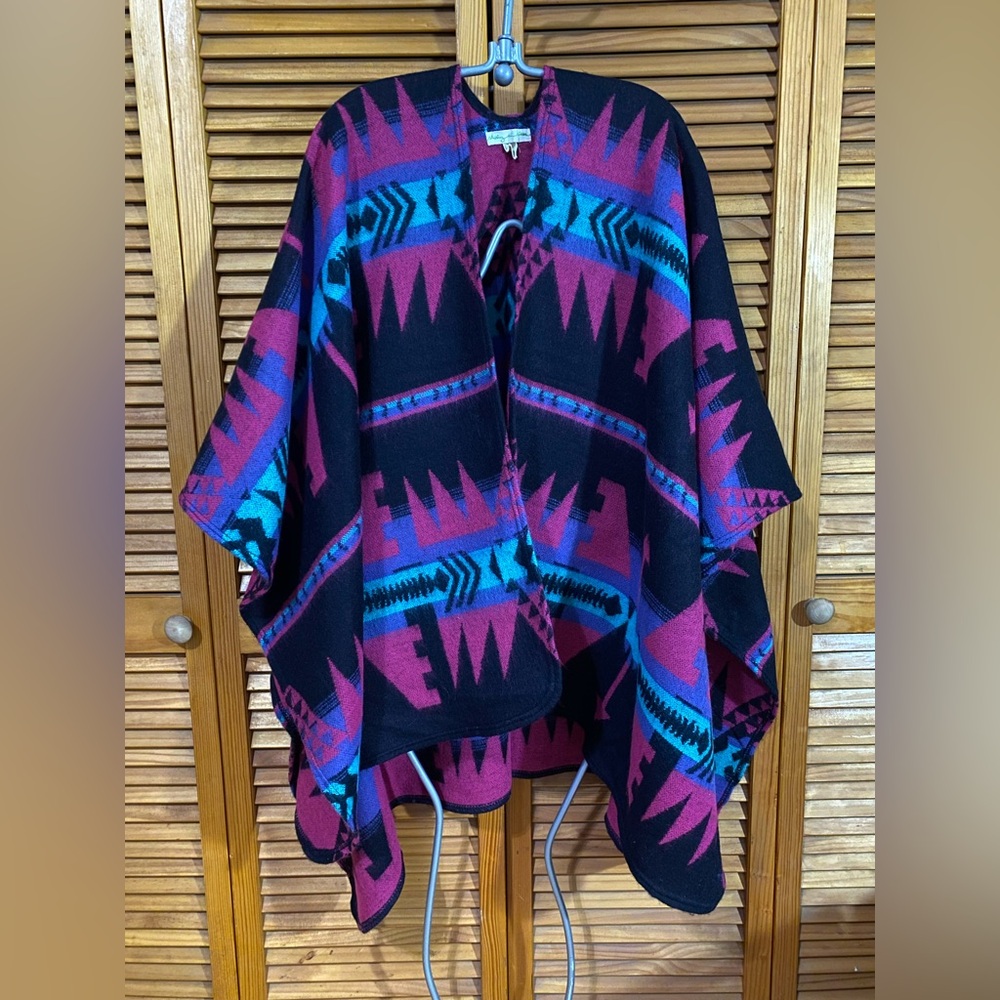 OS cape/wrap top by Staring at Stars
